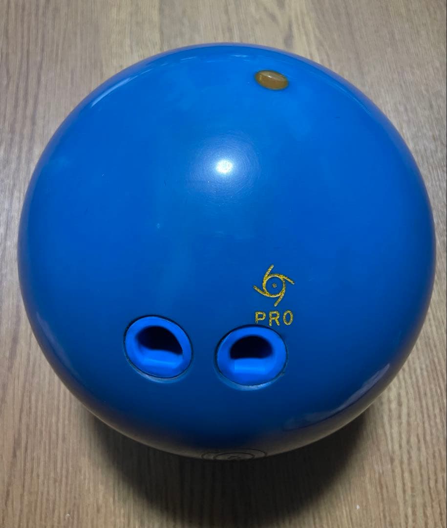 アイオンプロソリッド　14ポンド　ボウリングボール