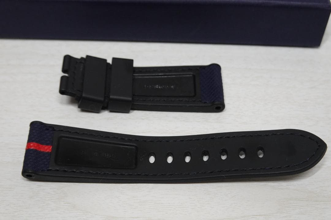 純正　PANERAI　パネライ　ルナロッサブルーストラップ　MXE0Q5ZK