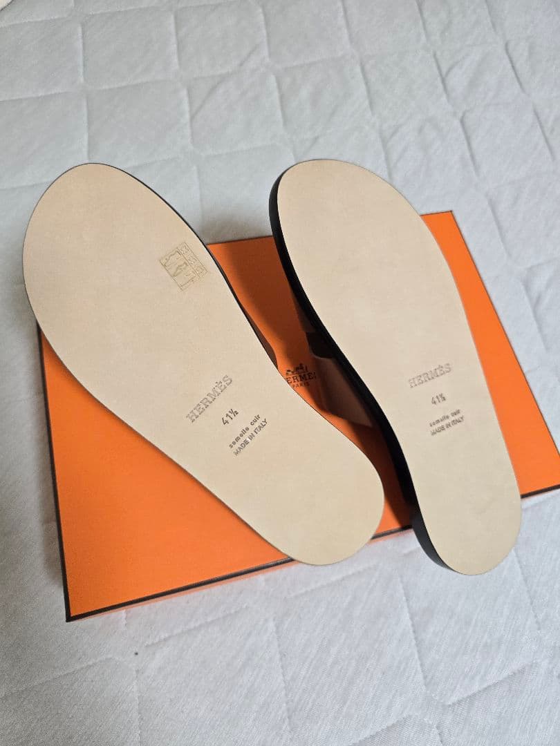 未使用　エルメス イズミール サンダル ゴールド 41.5