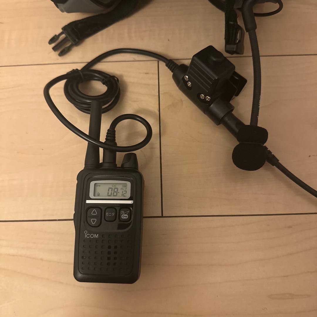 サバゲー引退品　(ベスト、上下、ヘルメット、インカム、ヘッドセット、マーカー)