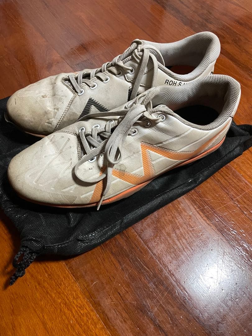 【実使用】ハンファ・イーグルス ノ・シファン選手 スパイク 背番号8 刻印あり