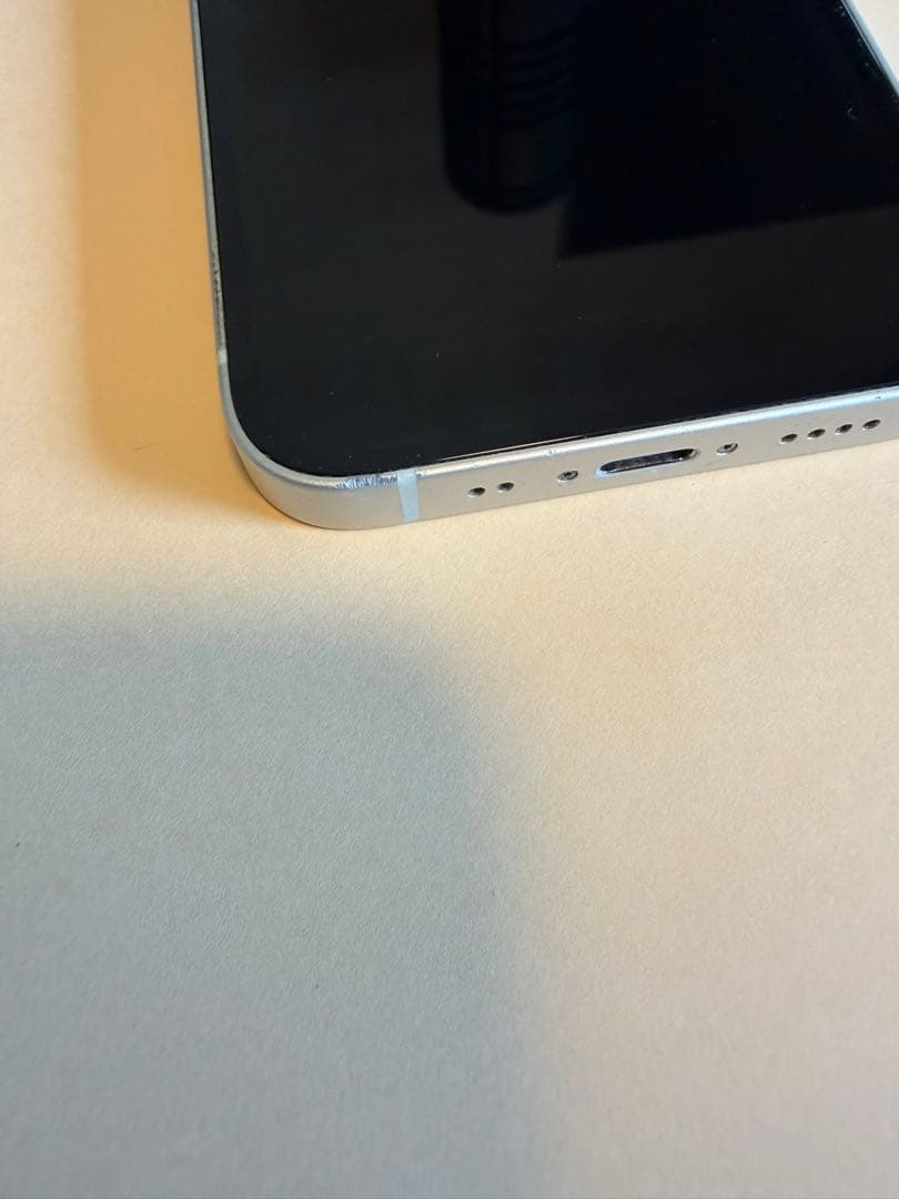 iPhone 13 mini 本体　（ホワイト / 128GB）