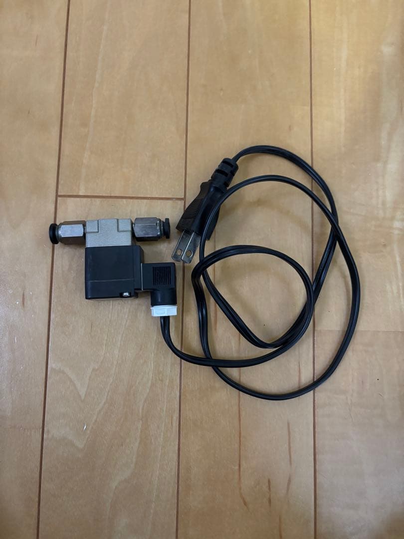 ADA CO2 ADVANCED SYSTEM 中古品　電磁弁付き　ボンベ2本