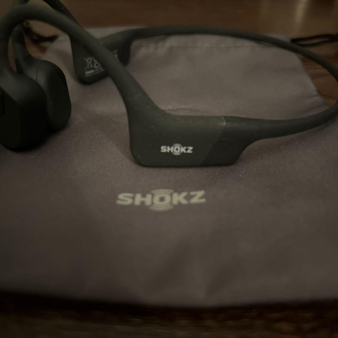 美品　Shokz OPENRUN 骨伝導イヤホン