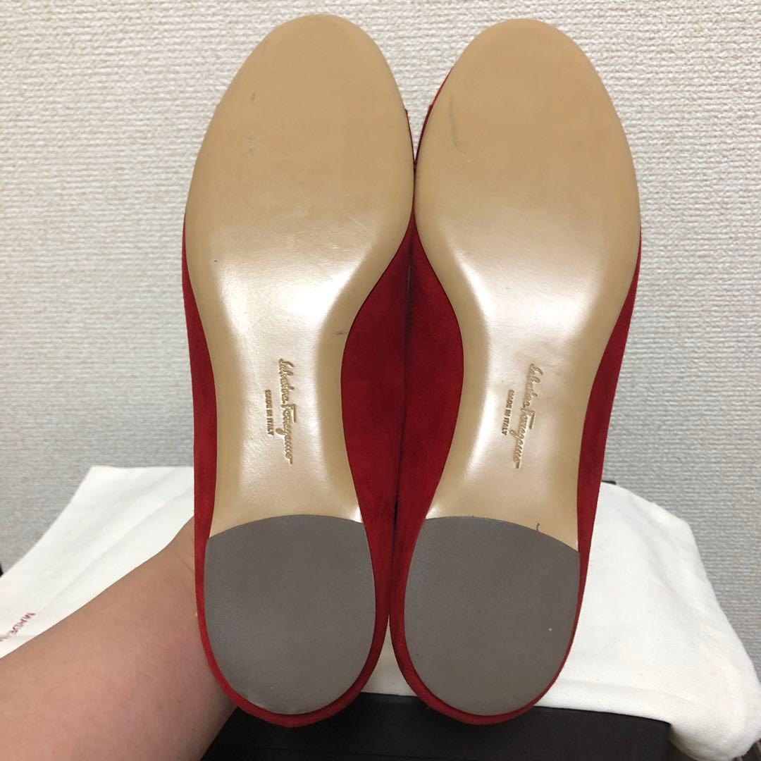 フェラガモ パンプス フラット　VARINA ￼￼71/2D