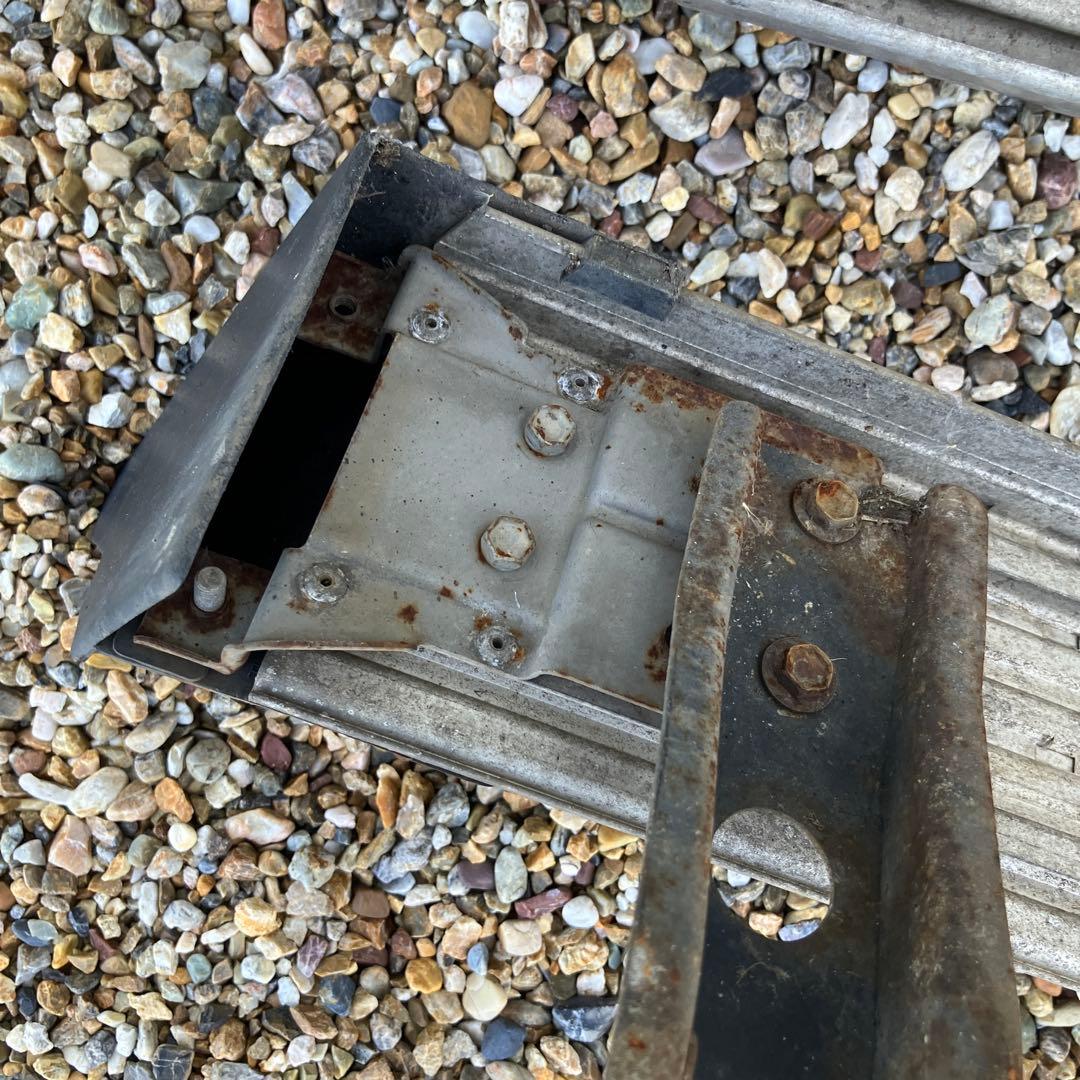 純正ステップ、ランクル70用HZJ76.77