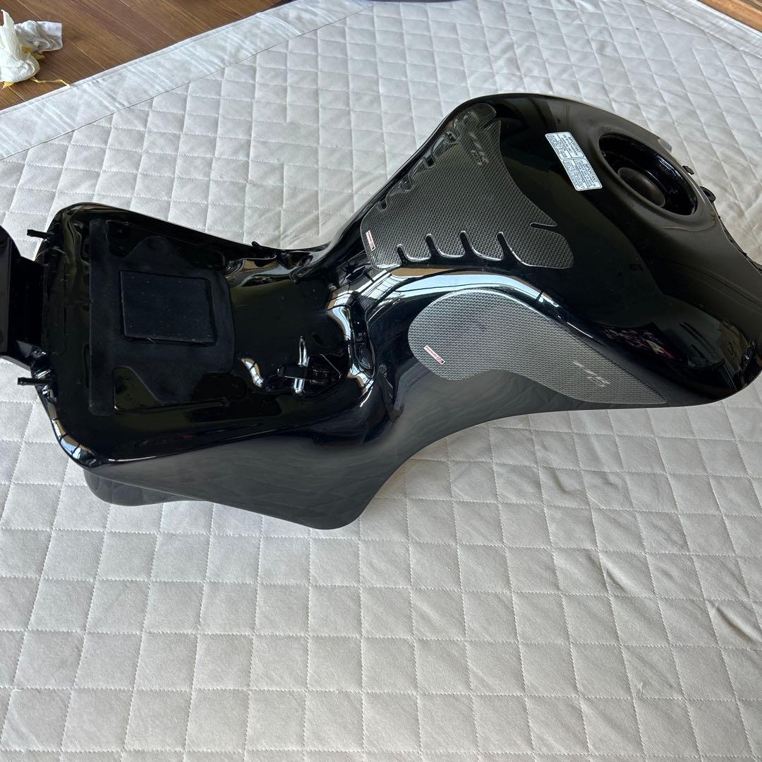 M*A様 ZZR1400 '06〜11年式 純正タンク（ブラック）