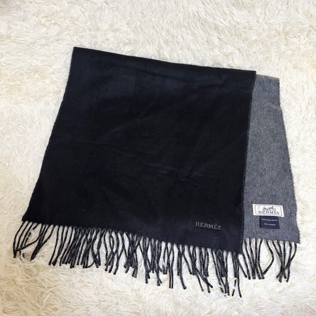 HERMÈS エルメス　カシミヤ100% マフラー ブラック＆グレー