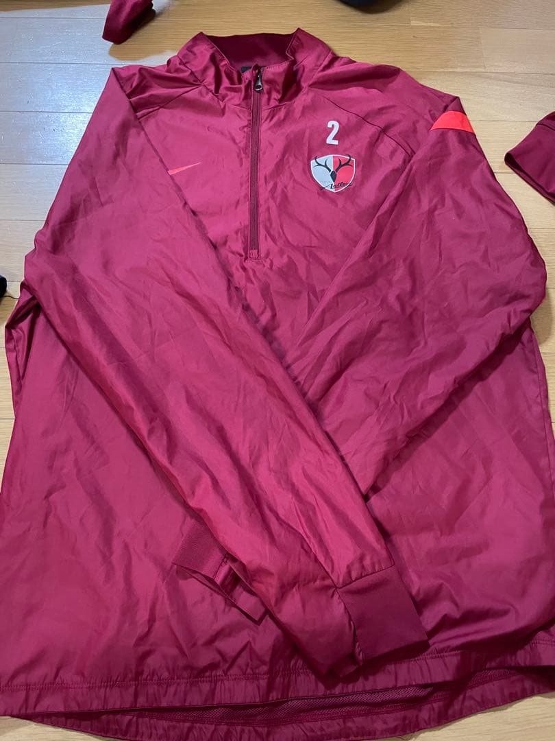 Nike Dri-FIT 赤 長袖ジャージ 2号 L 練習着4点セットになります