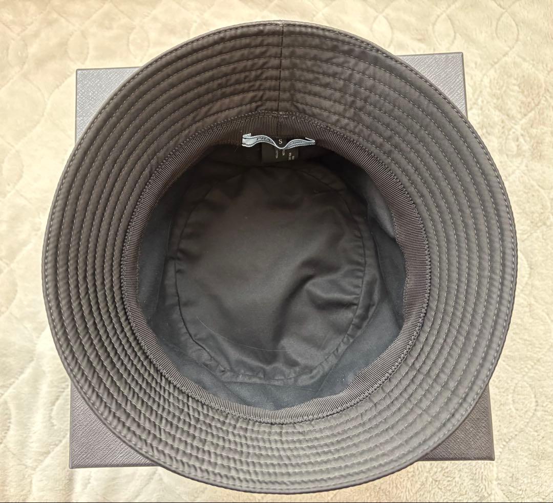 ★PRADA★プラダ/バケットハット/フェドラ/帽子/トライアングル/黒/バケハ