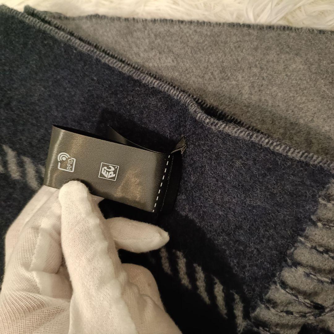 極美品✨️保存箱　PRADA　ウールマフラー ネイビー　プラダ
