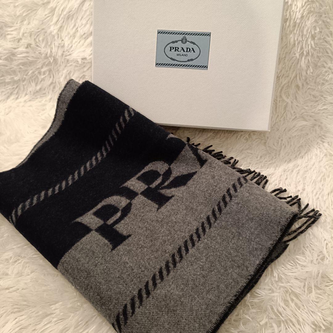 極美品✨️保存箱　PRADA　ウールマフラー ネイビー　プラダ