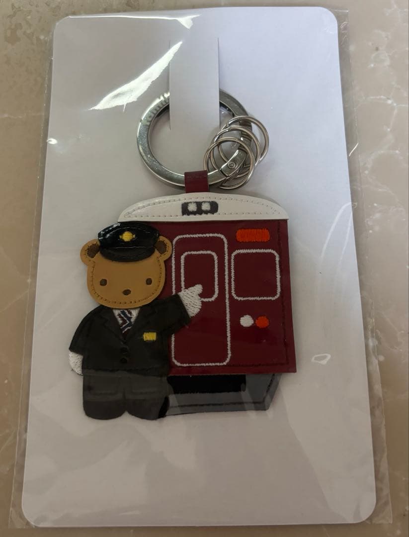 ファミリア　阪急電車　キーリング　familiar 完売品 新品