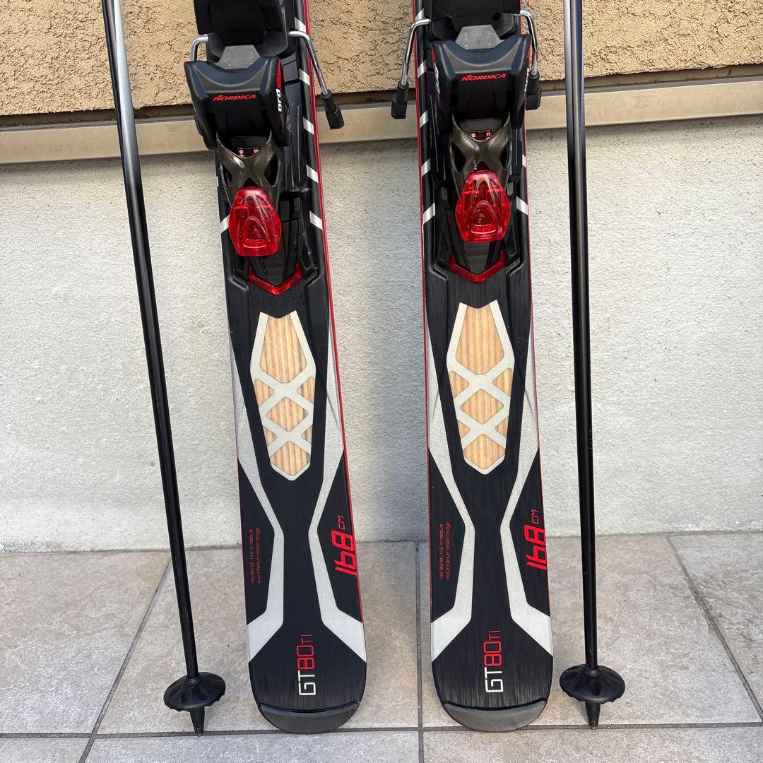 Nordica スキー板、ブーツ、Swixストック付き