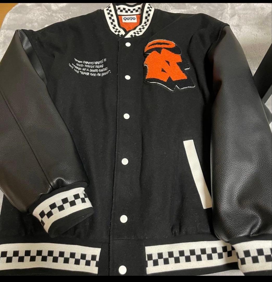 9090 ブラック/オレンジ スタジャン