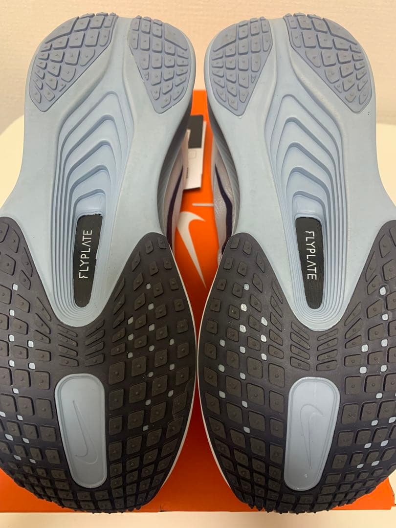 【未使用】NIKEズームフライ6 27.5cm