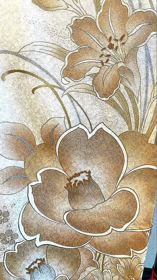 [喜織屋] ＊新品＊高級振袖＊白金　椿柄模様　金彩　成人式手縫いN251122