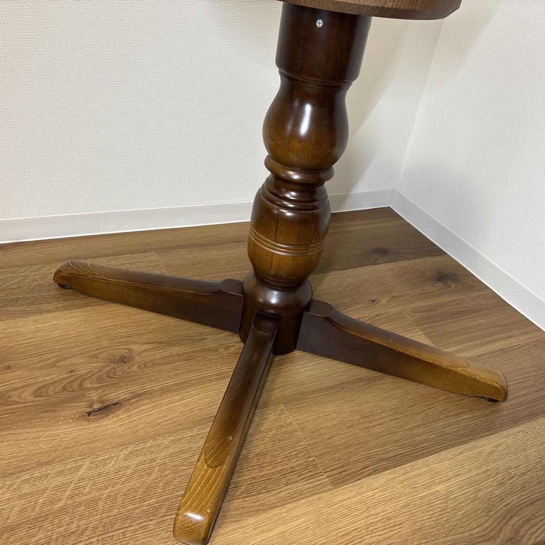 いちご様テーブル