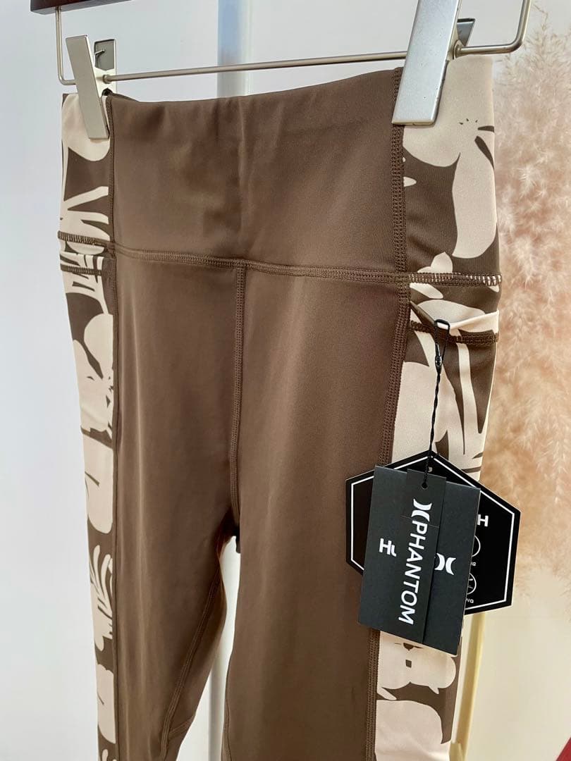 ハーレー 新品紙タグ付き⭐️2点セット❗️パネルレギンス＆アシンメトリーブラ水陸両用