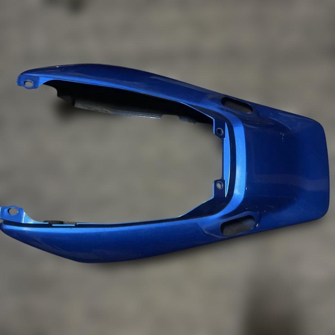 cb400sf nc42 前期純正テールカウル