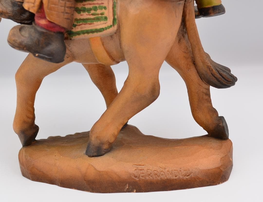 雨の中を走る　ANRI　サラケイ　木彫り人形　イタリア　高さ26ｃｍ　レア