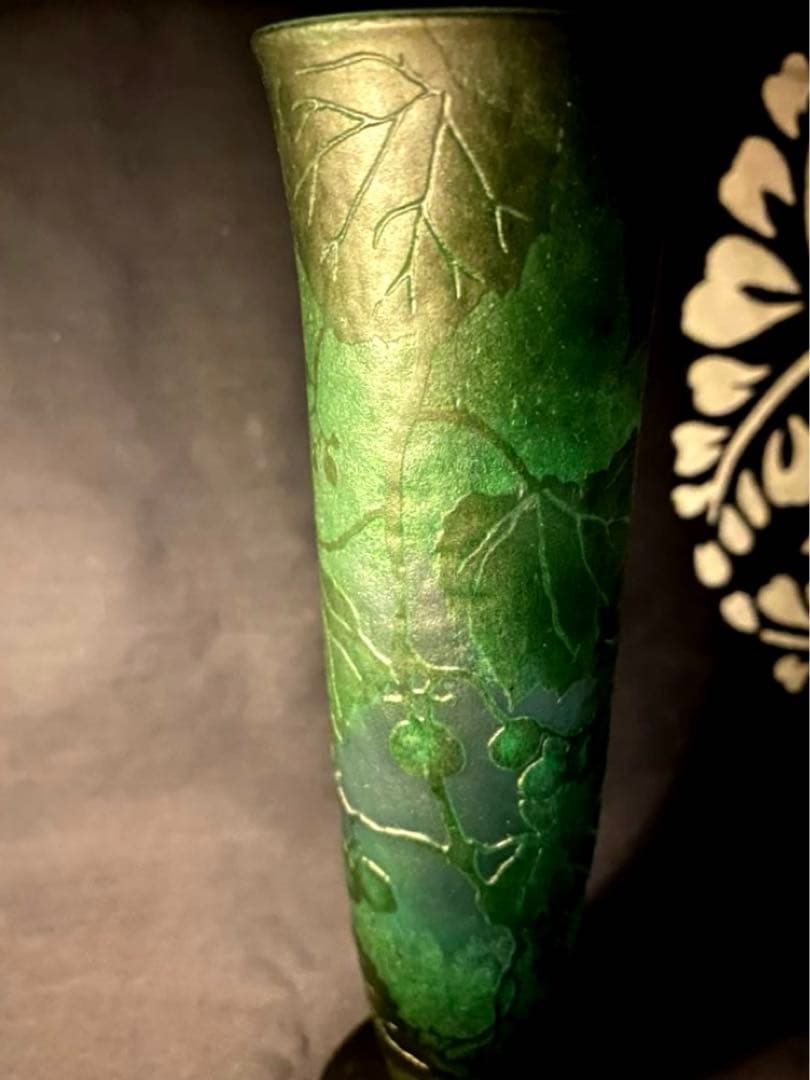 北一硝子　アンティーク調　ガレ風花瓶　一輪挿し　葡萄　アールヌーボー　レア