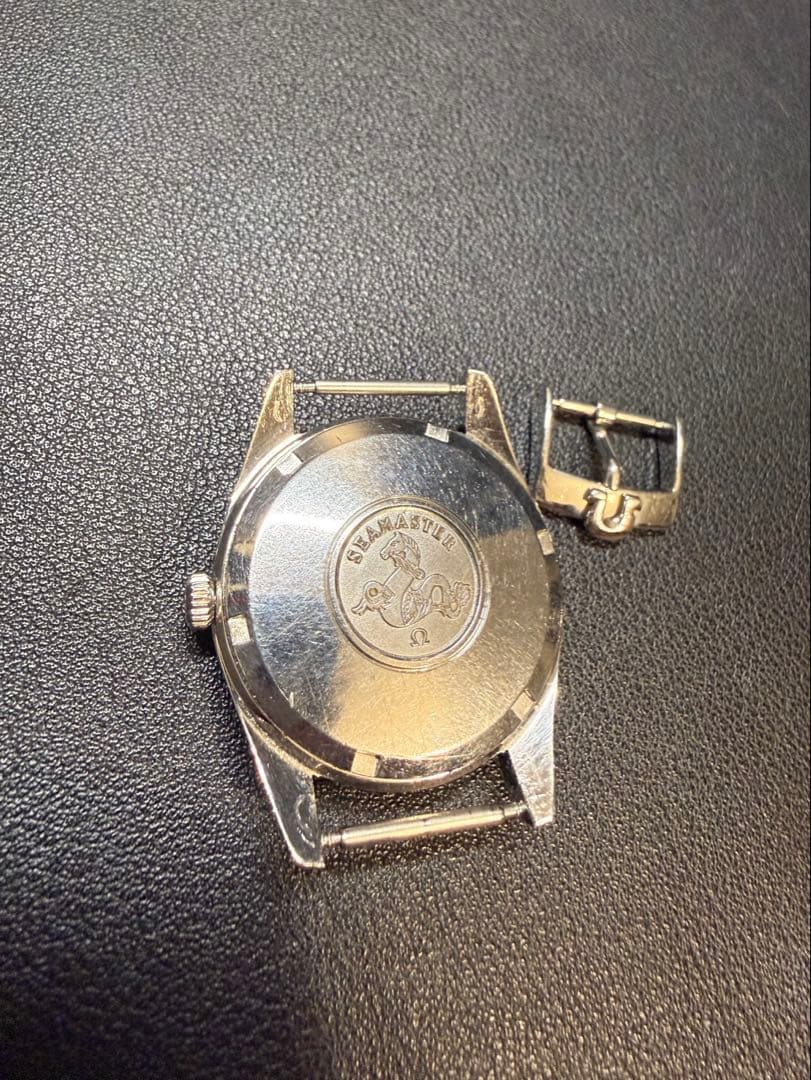 Sale中【OMEGA】Seamaster 自動巻き　ヴィンテージ　バックル付き