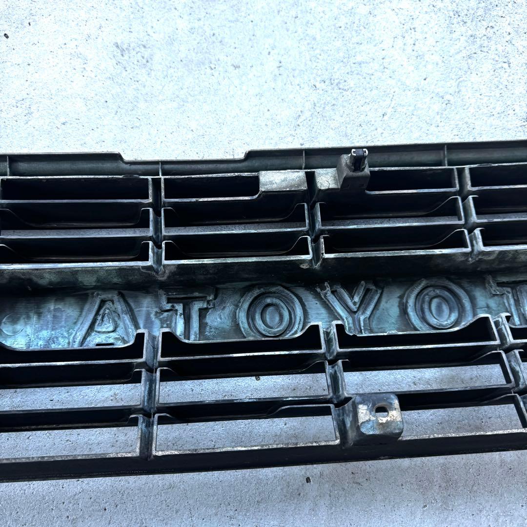 80系 ランドクルーザー 純正フロントグリル