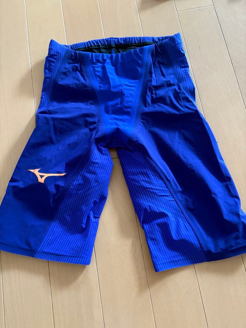ミズノ 高速競泳水着 GX SONIC IV Sサイズ