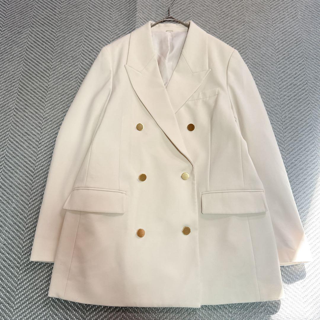 極美品 2025 ミラオーウェン 金釦ダブルブレストロングブレザー アイボリー