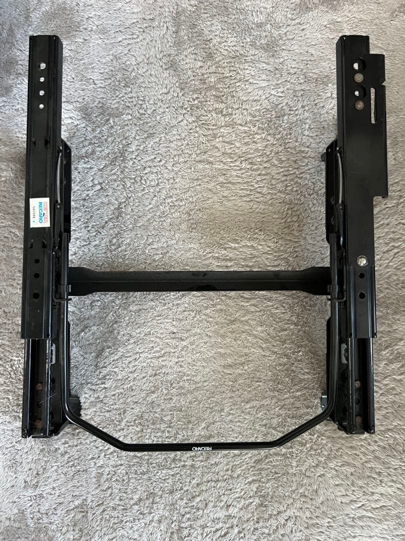 RECARO レカロ　シートレール　30プリウス　PRIUS 運転席用