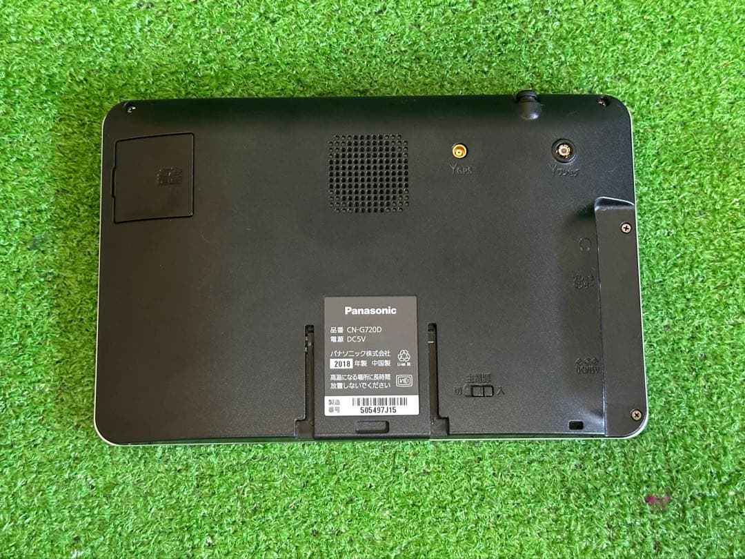 パナソニック CN-G720Dポータブルナビ. 地図データ2018年製.