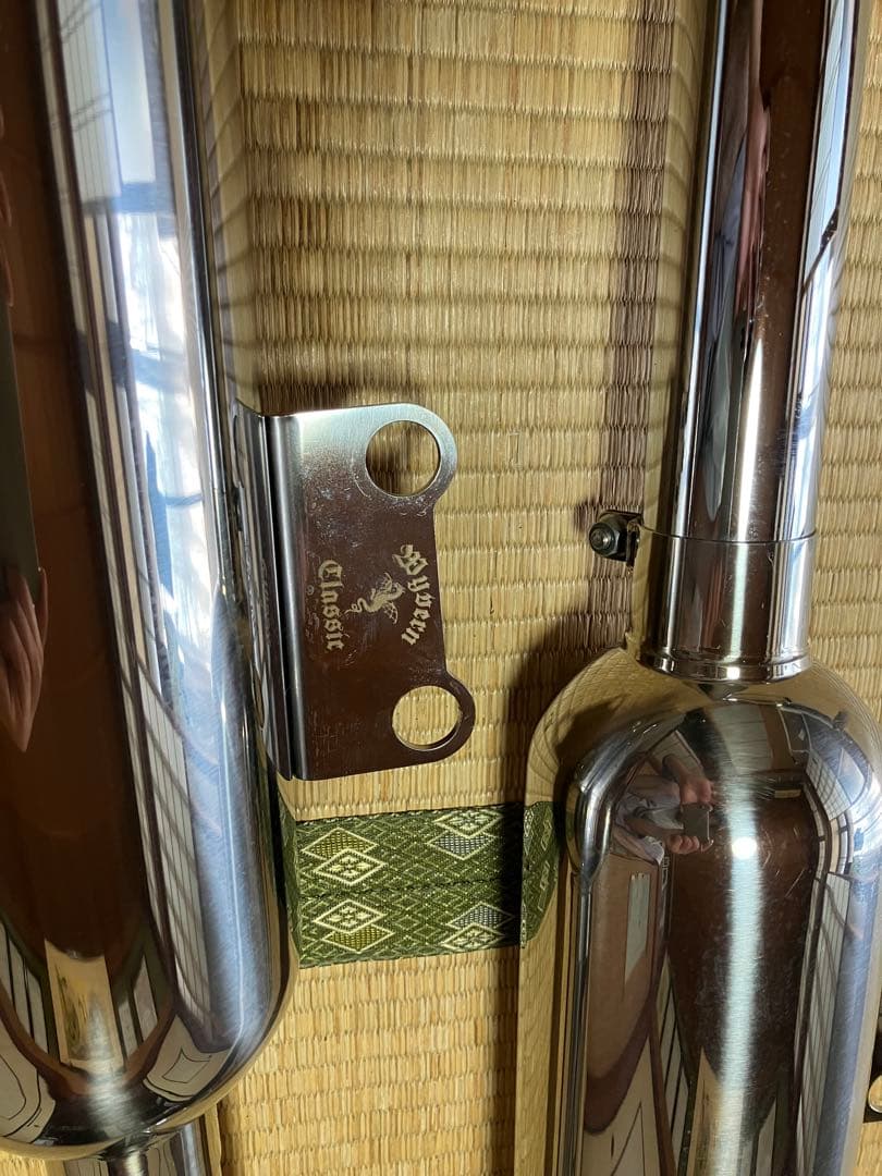 W400 マフラー　アールズギアワイバンクラシック