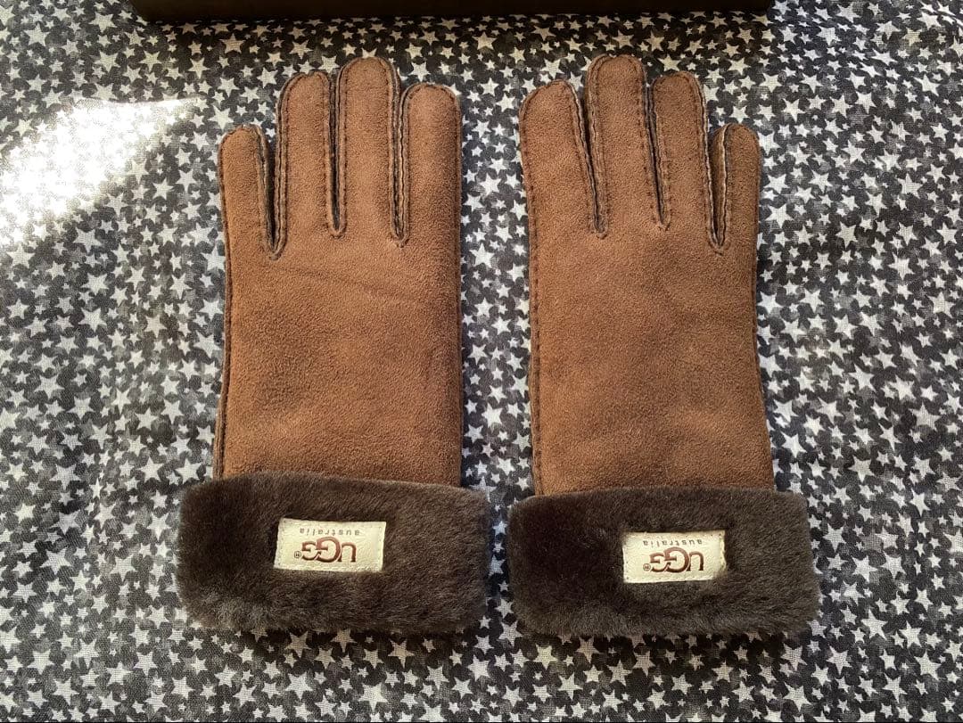 『ちびた様』UGGムートン手袋　チョコレート　M