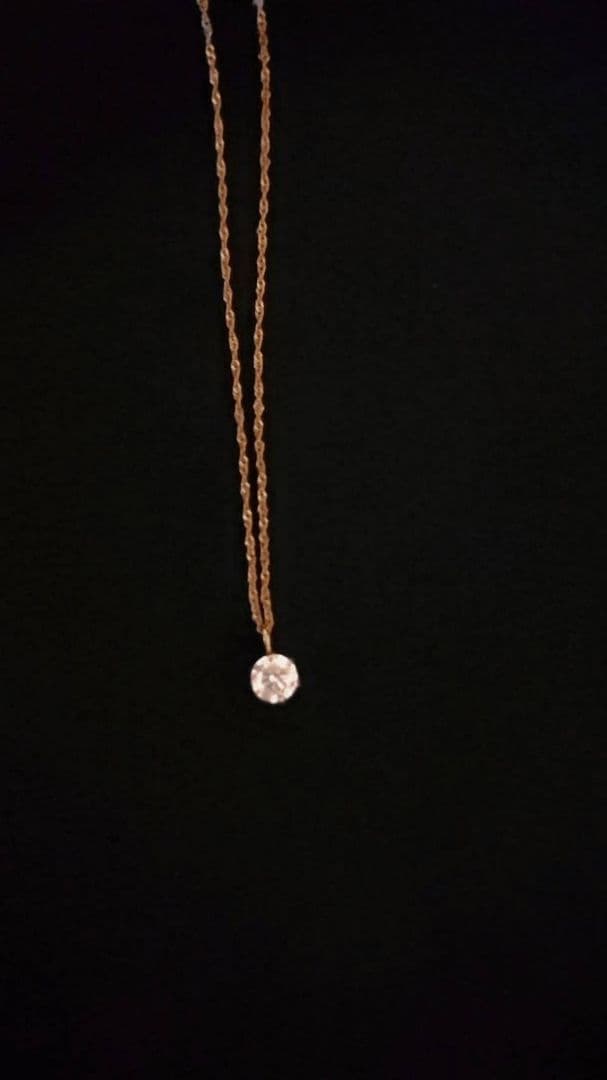 一粒ダイヤネックレス