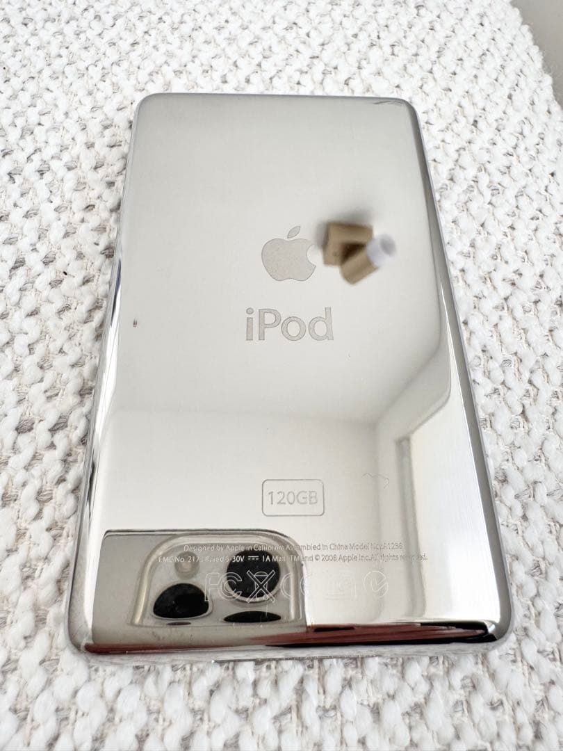 極美品 iPod classic 120GB MB565J/A 新品電池 パネル