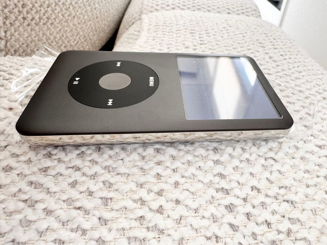 極美品 iPod classic 120GB MB565J/A 新品電池 パネル