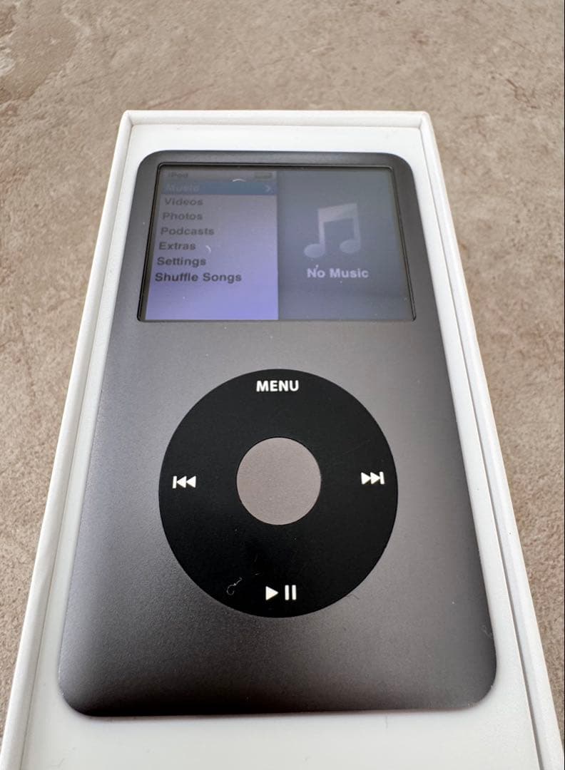 極美品 iPod classic 120GB MB565J/A 新品電池 パネル