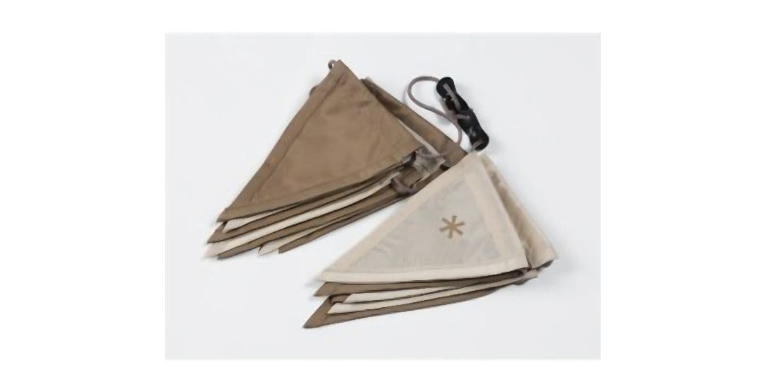 スノーピーク フラッグガーランド(カーキ＆アイボリー) UG-441