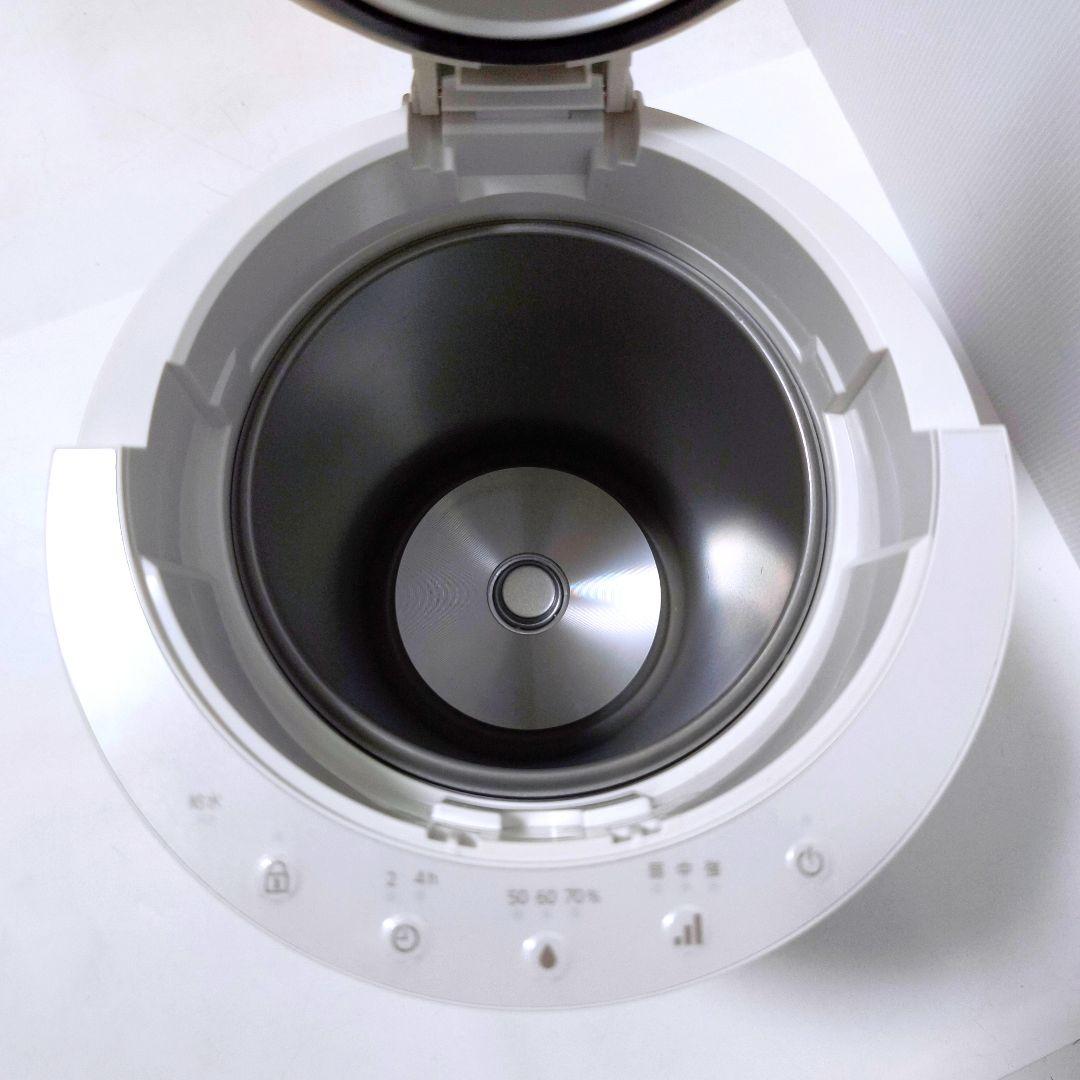 【送料無料】アイリスオーヤマ スチーム式加湿器 AHM-MH60-W ホワイト