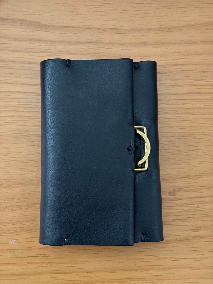 ほぼ新品 KLASICA クラシカ 財布