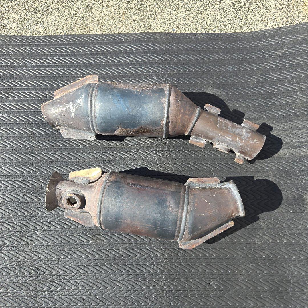 アルテッツァ GXE10 純正エキマニ 触媒のみ