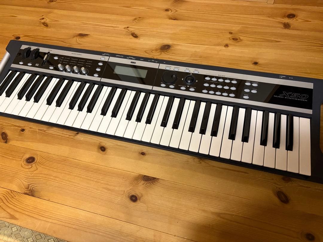 KORG X50 シンセサイザー 61鍵盤 コルグ キーボード