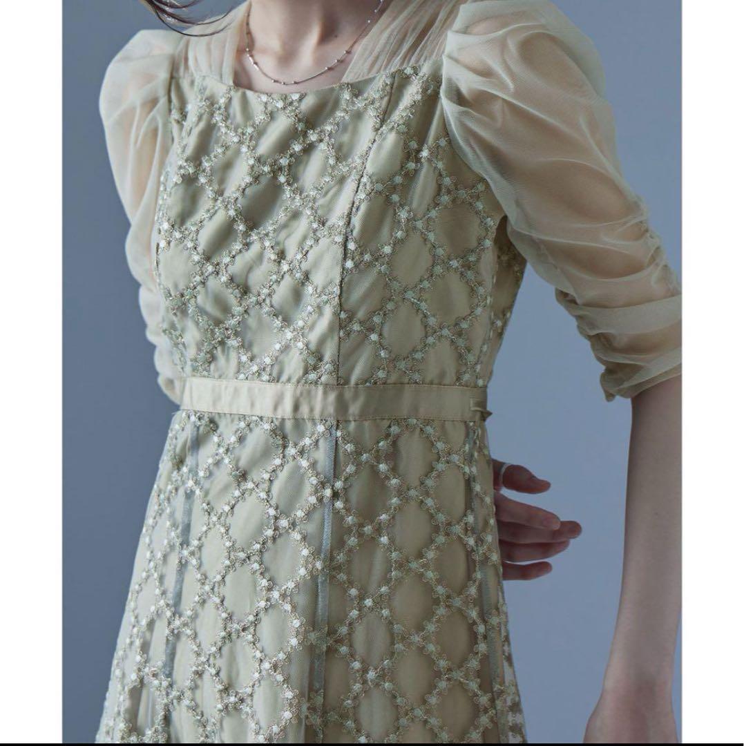 カ★新品タグ付き★ドリードール　フラワーエアリーレースドレス結婚式同窓会お呼ばれ