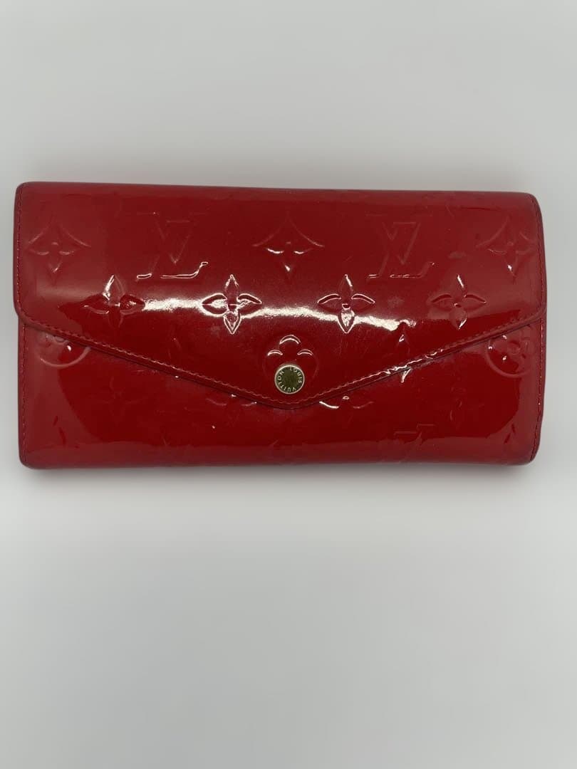 長財布　ヴィトン　ポルトフォイユサラ　ヴェルニ