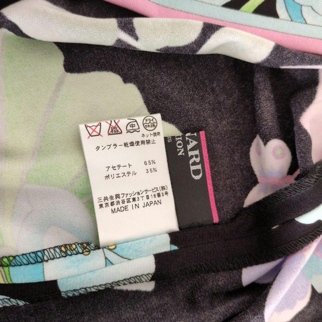 レオナール花柄 黒長袖トップス