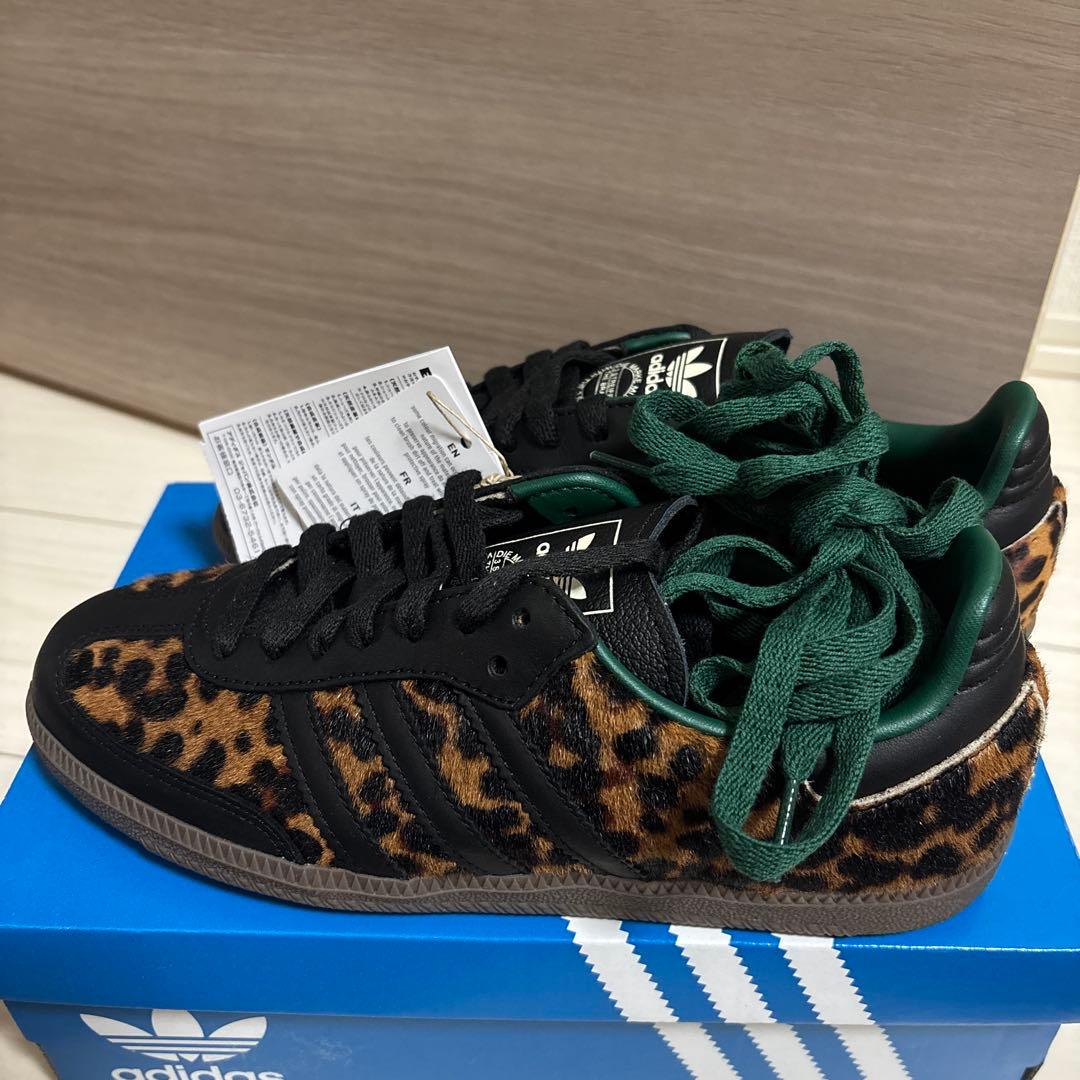 adidas サンバ　レオパード