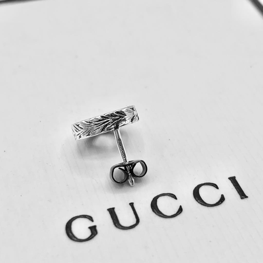【美品】GUCCI ピアス　インターロッキングG 燻　片耳　アラベスク