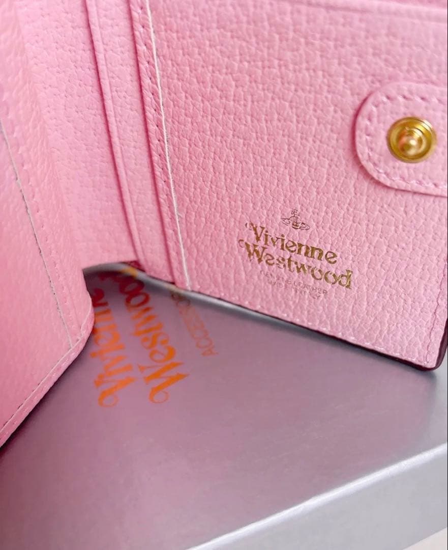 【最新作◇高級感】ヴィヴィアン・ウエストウッド オーブ 二つ折り財布 ピンク