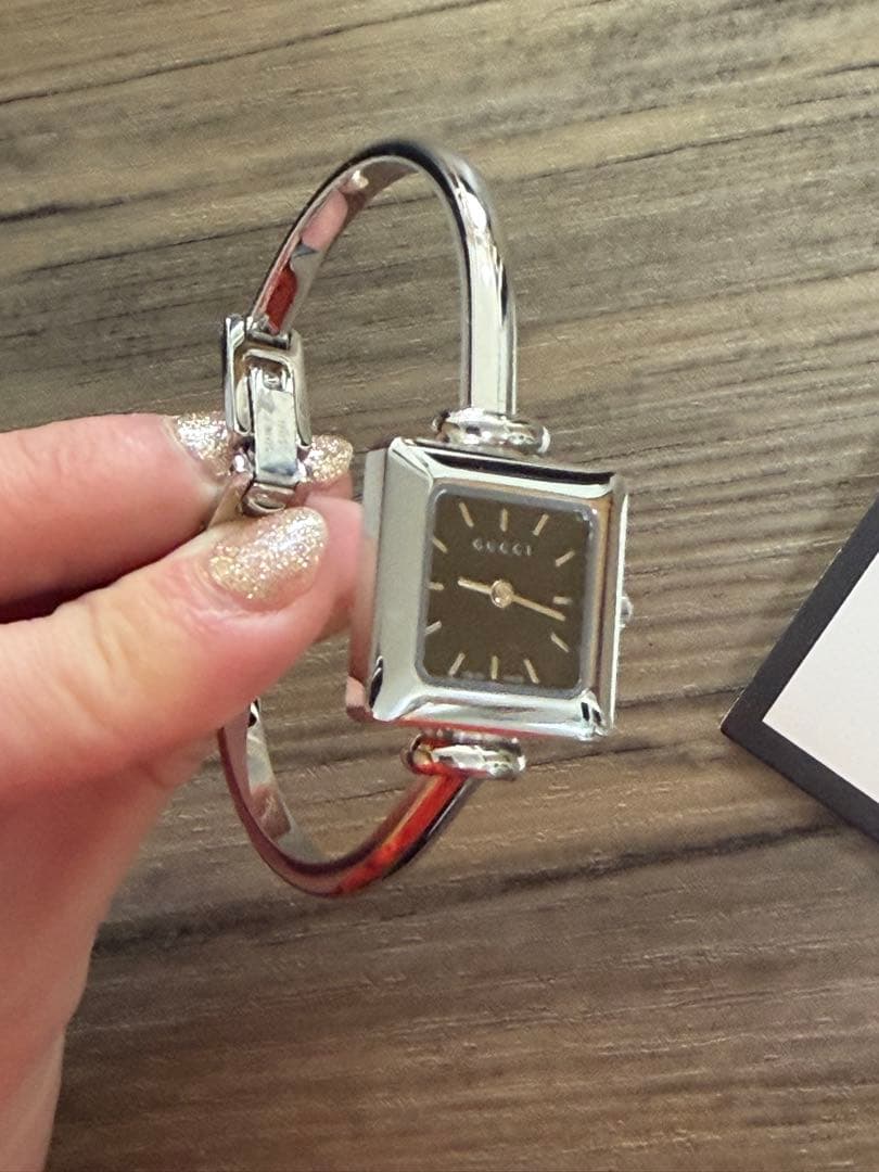 GUCCI 1900L 腕時計